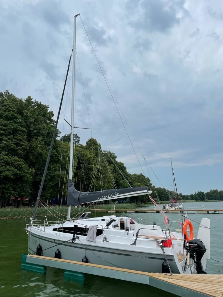 Aquatic 28 | Get Lucky