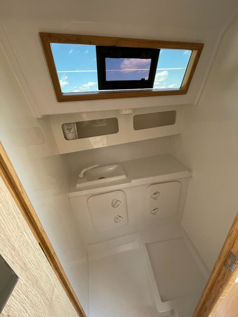 Aquatic 28 | Get Lucky