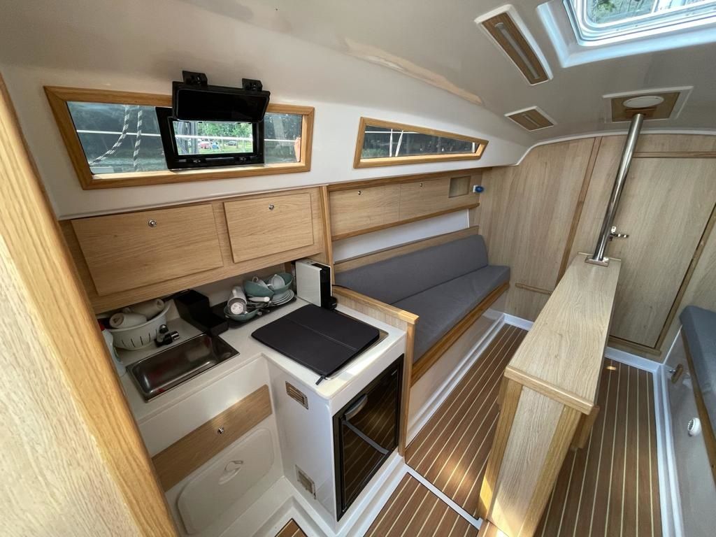 Aquatic 28 | Get Lucky