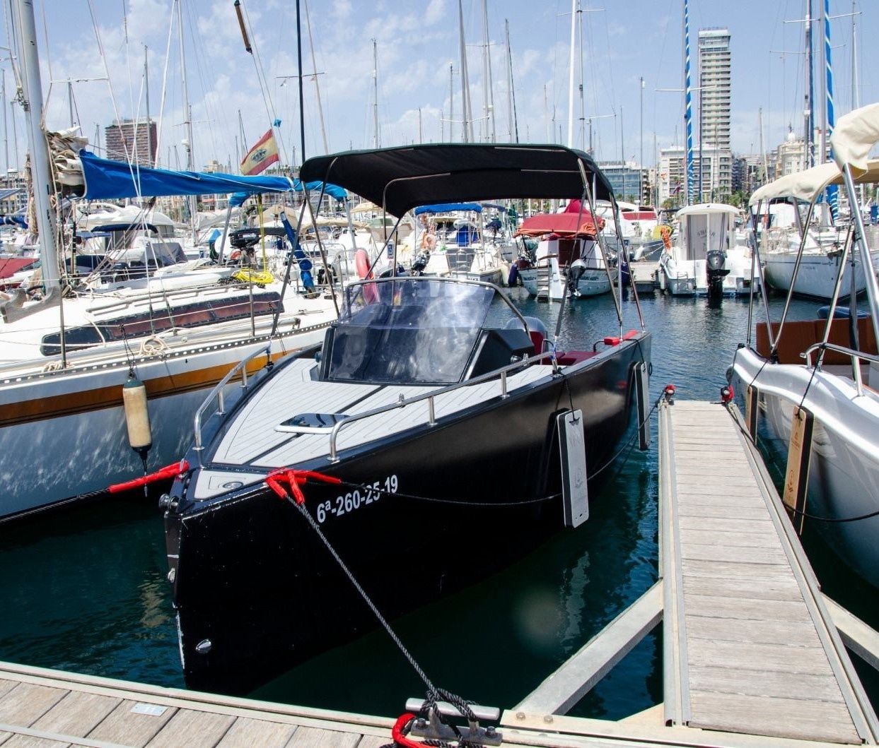 Nuva Yachts M6 | Alimed I