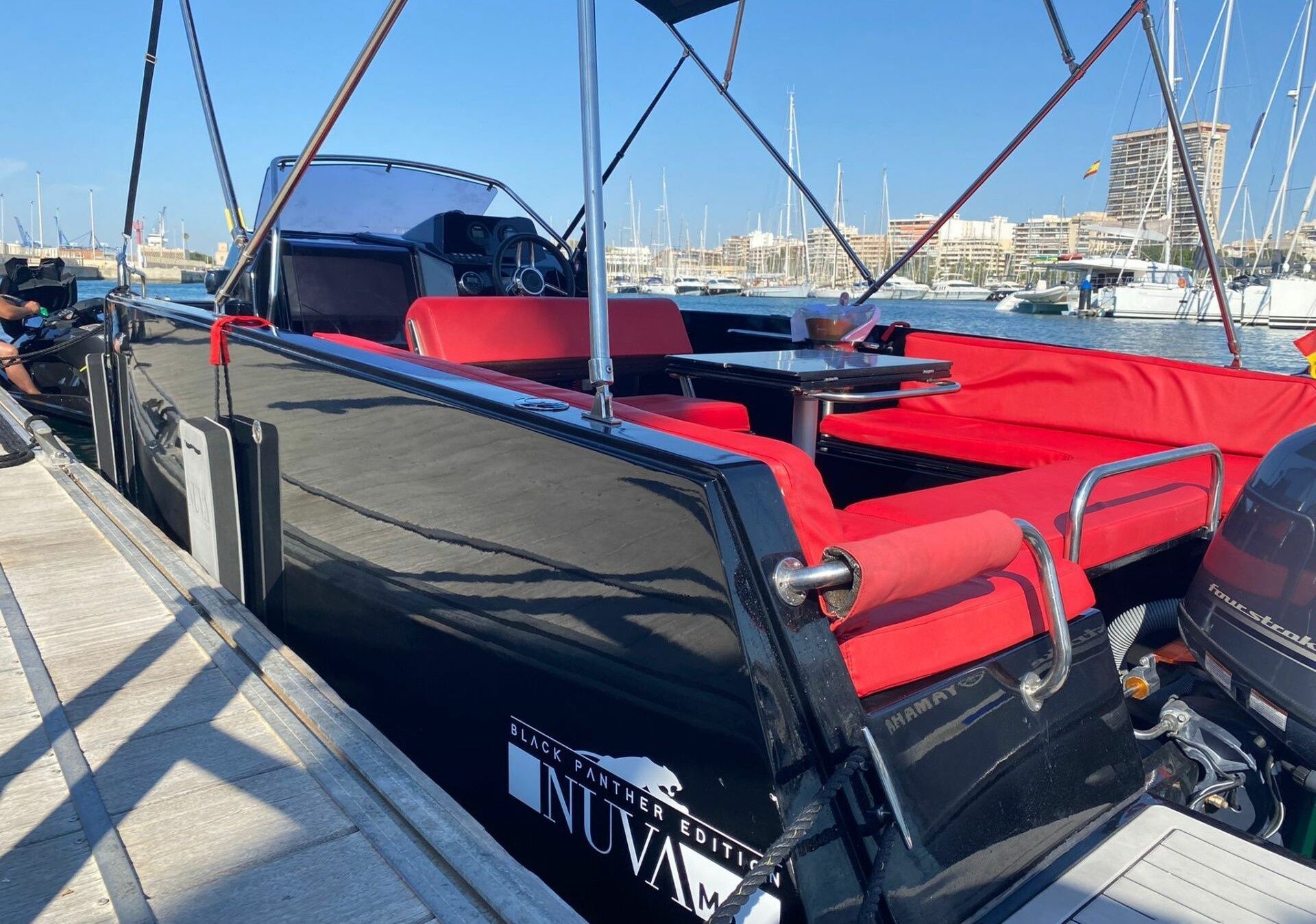 Nuva Yachts M6 | Alimed 1