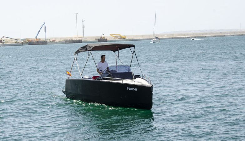 Nuva Yachts M6 | Alimed 1