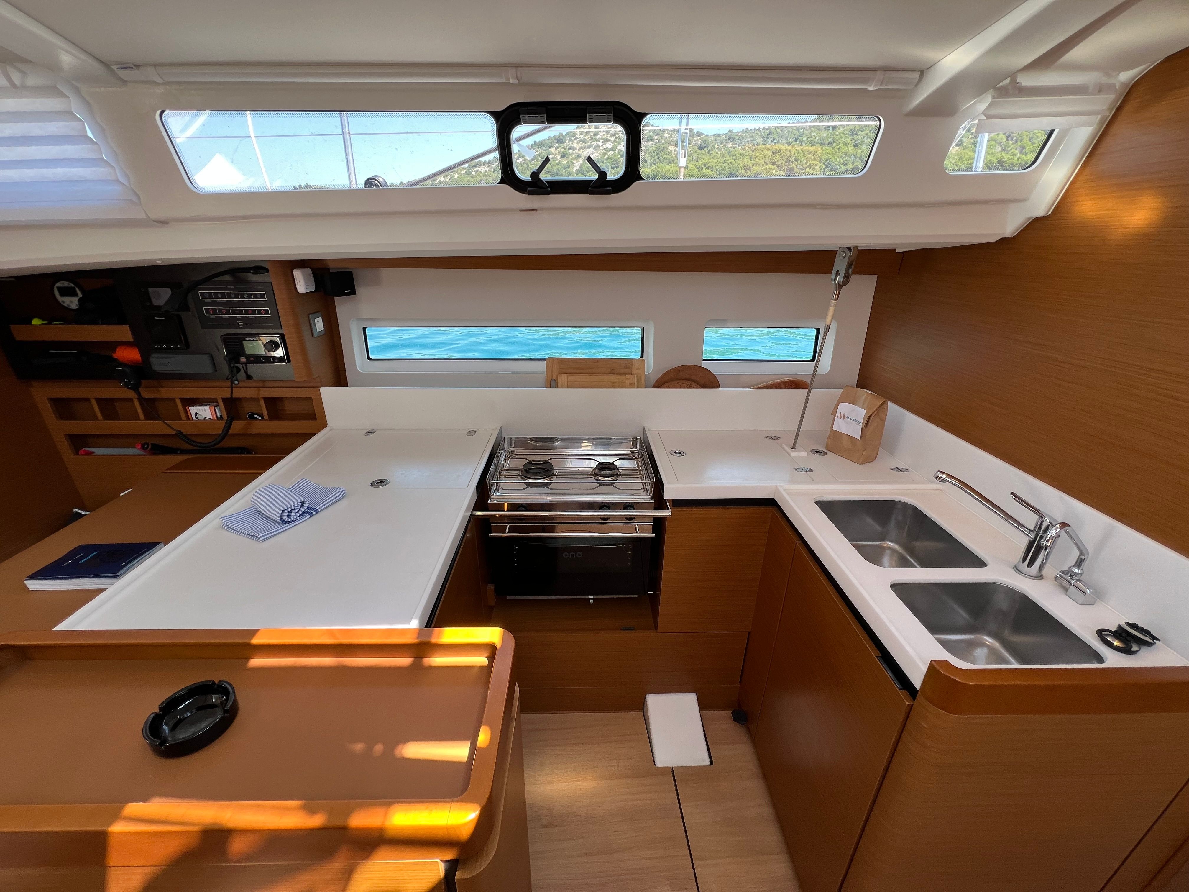 Jeanneau Sun Odyssey 440 | Karla