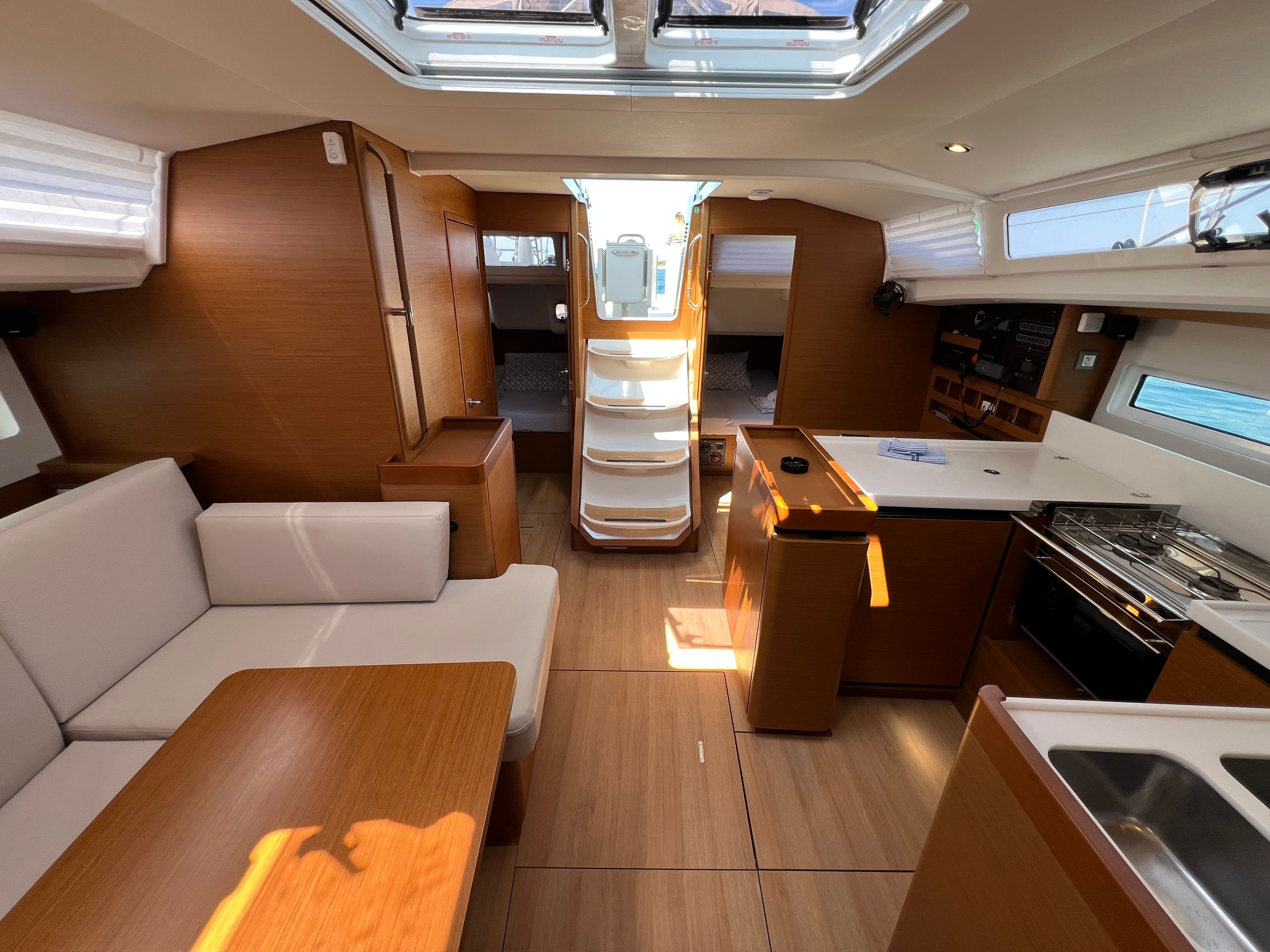 Jeanneau Sun Odyssey 440 | Karla