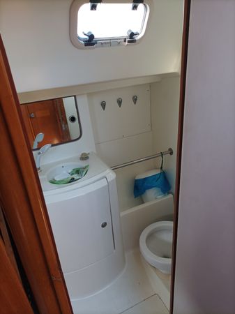 Beneteau Oceanis 37 | Nela