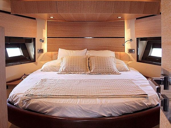 Azimut 47 Fly | Luma