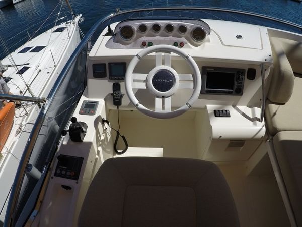 Azimut 47 Fly | Luma