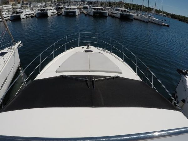 Azimut 47 Fly | Luma