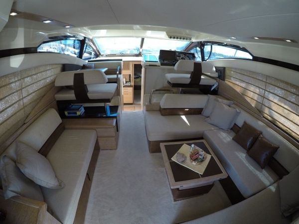 Azimut 47 Fly | Luma