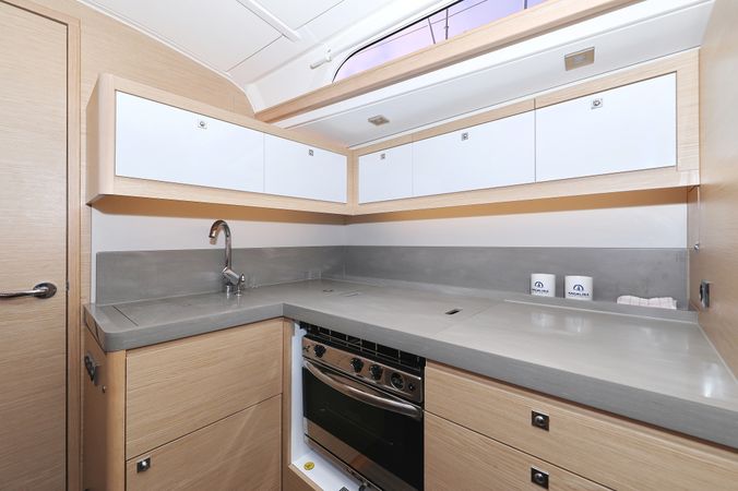 Dufour 470 | Polar Flow