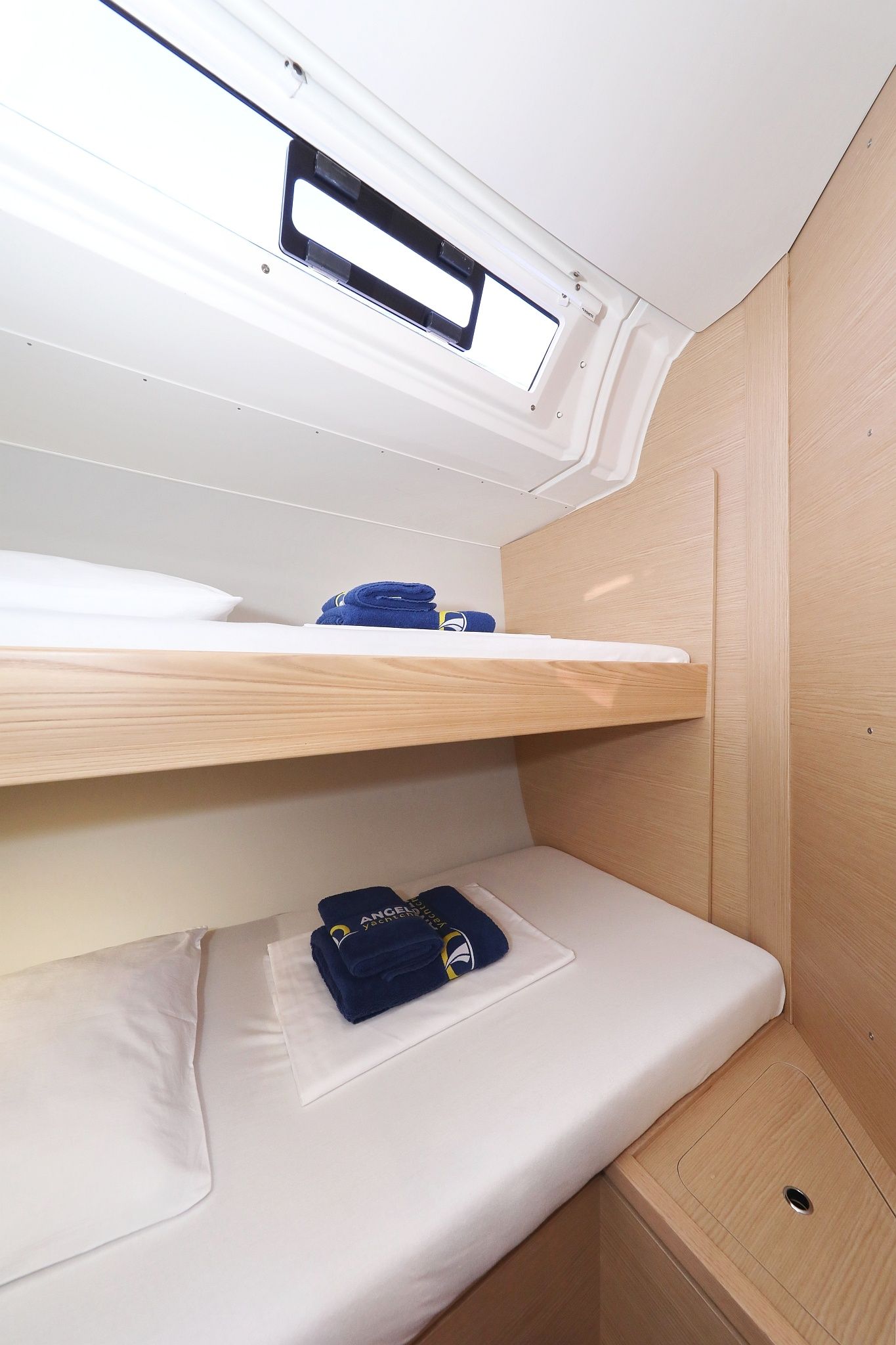 Dufour 470 | Polar Flow