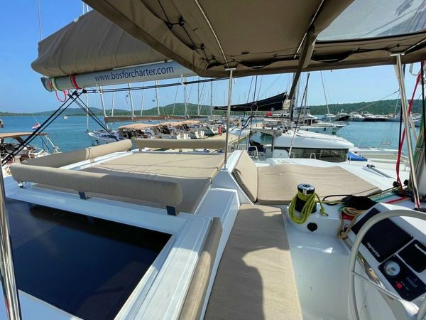 Bali 4.2 | Sail and Adventure