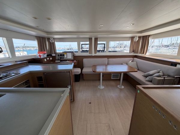 Lagoon 450 F | Silicia