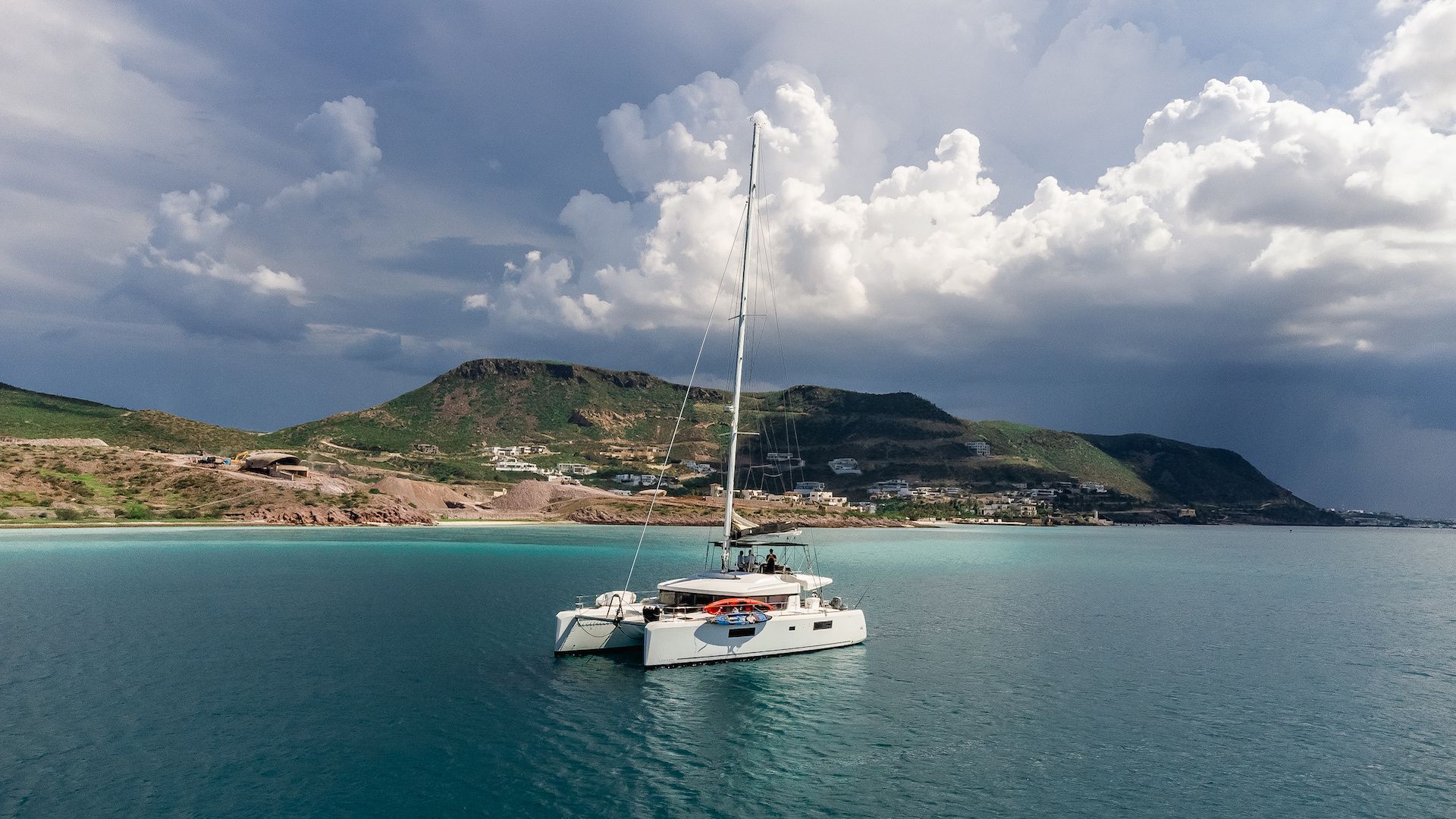 Lagoon 52 F | Triton