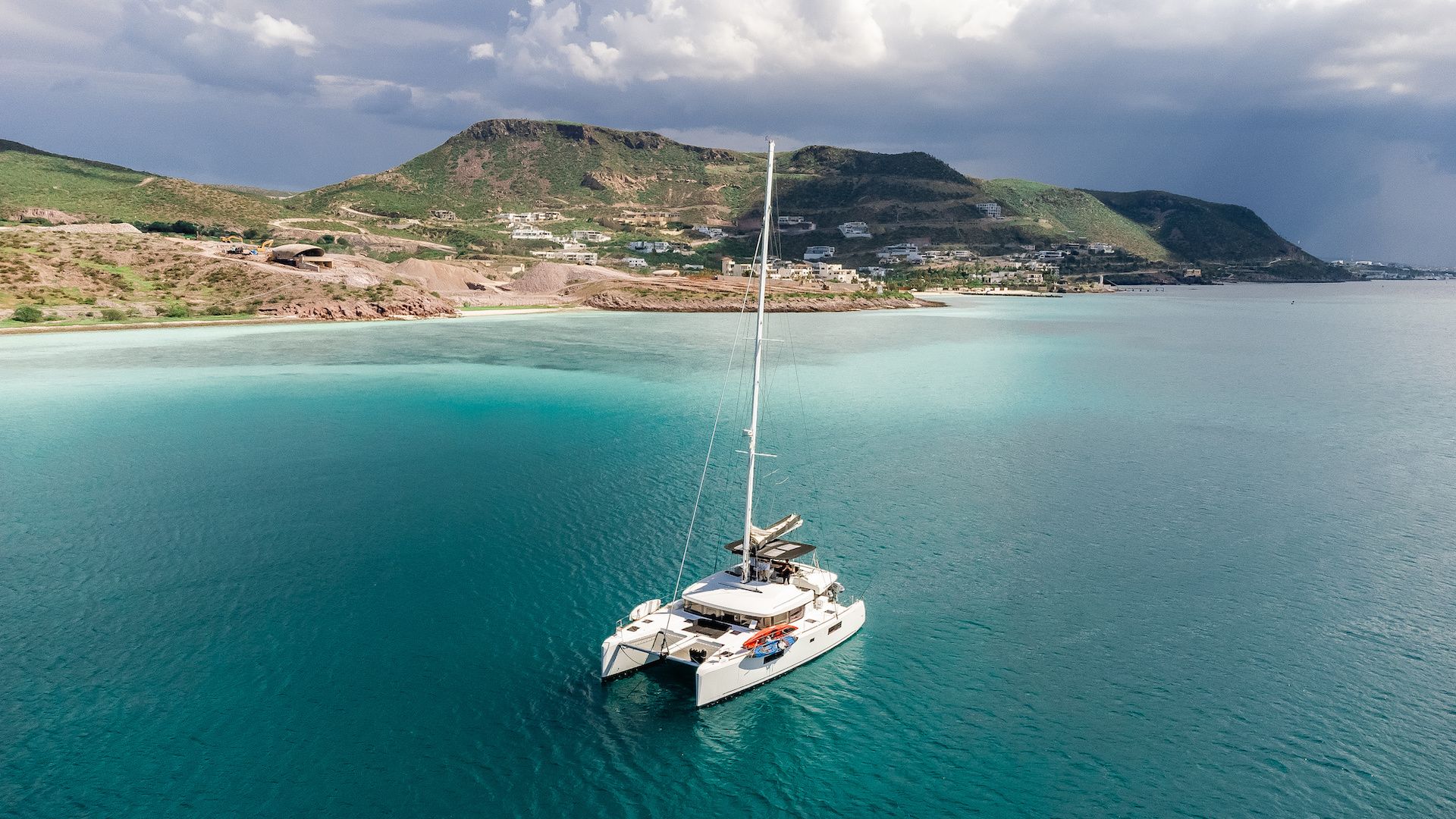 Lagoon 52 F | Triton