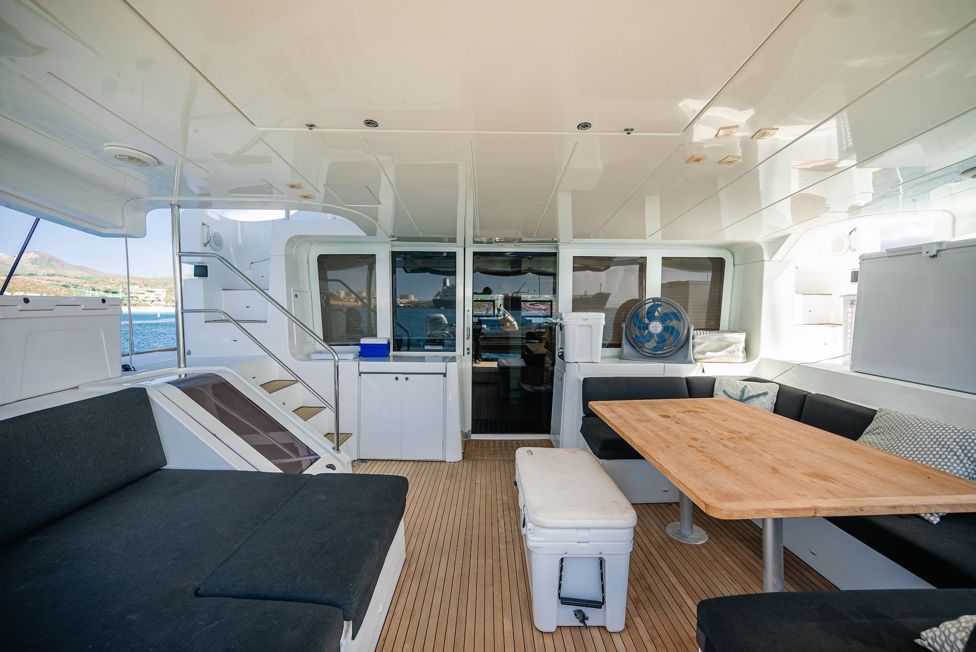 Lagoon 52 F | Triton