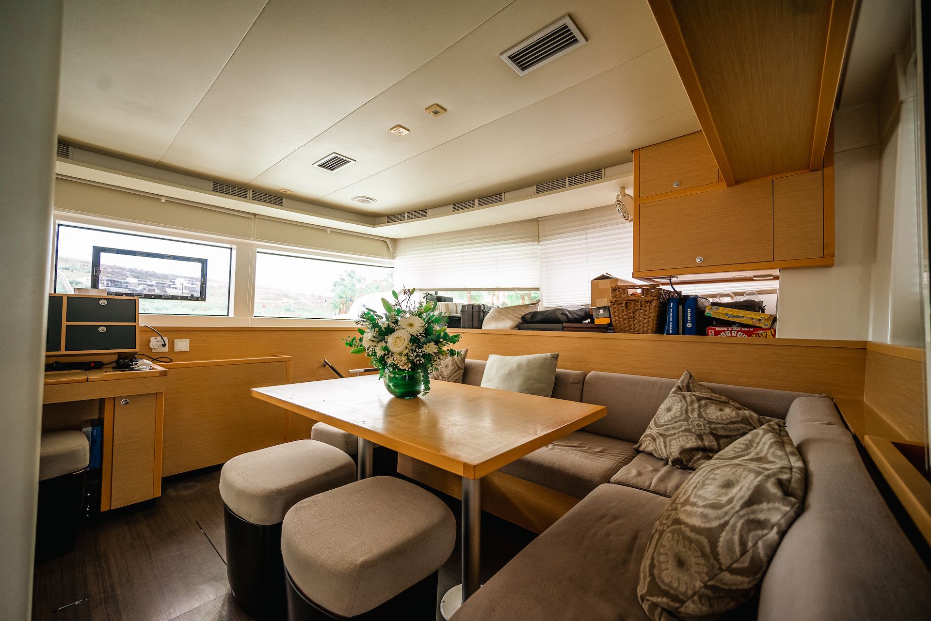 Lagoon 52 F | Triton