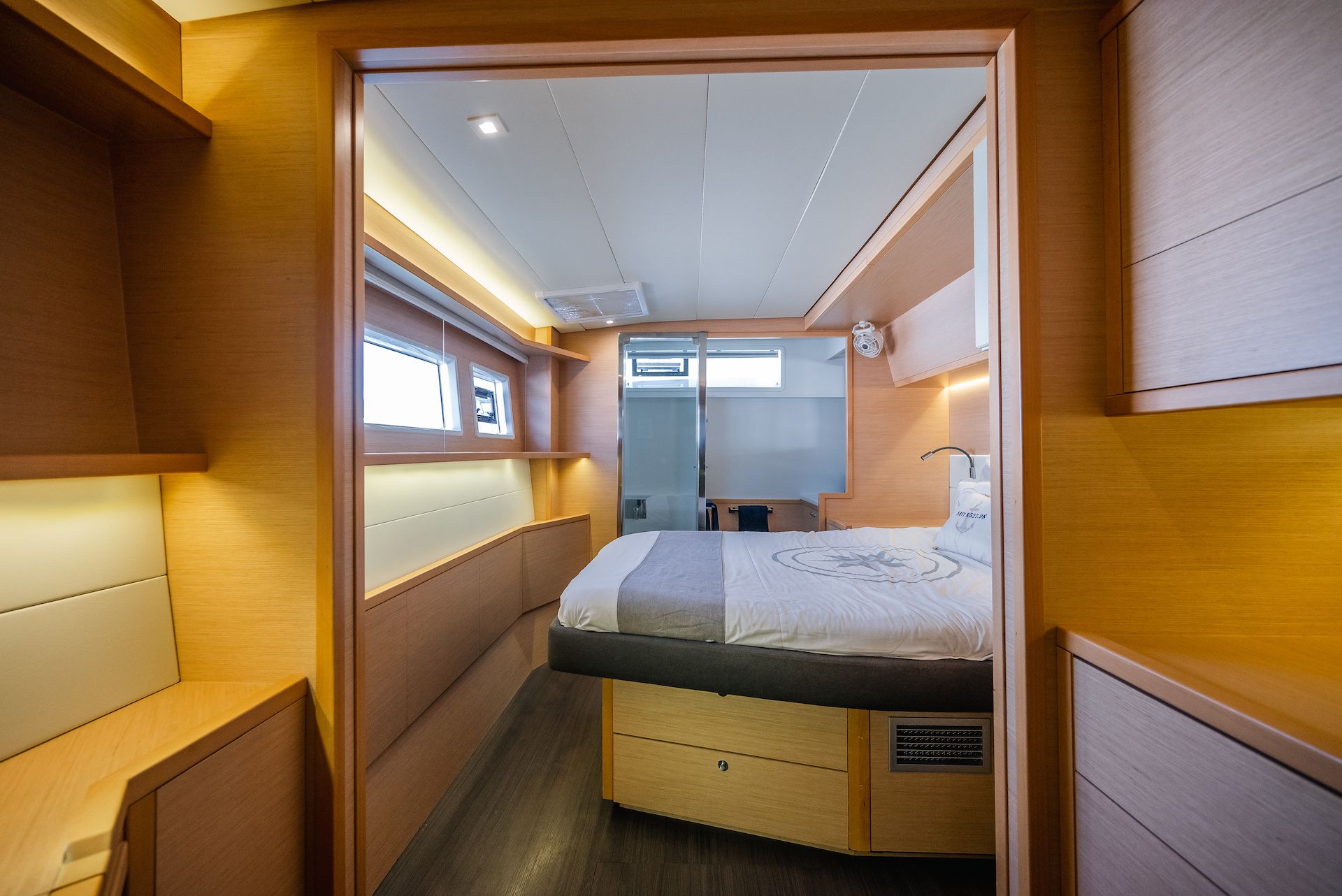 Lagoon 52 F | Triton