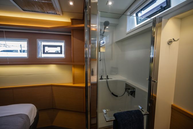 Lagoon 52 F | Triton