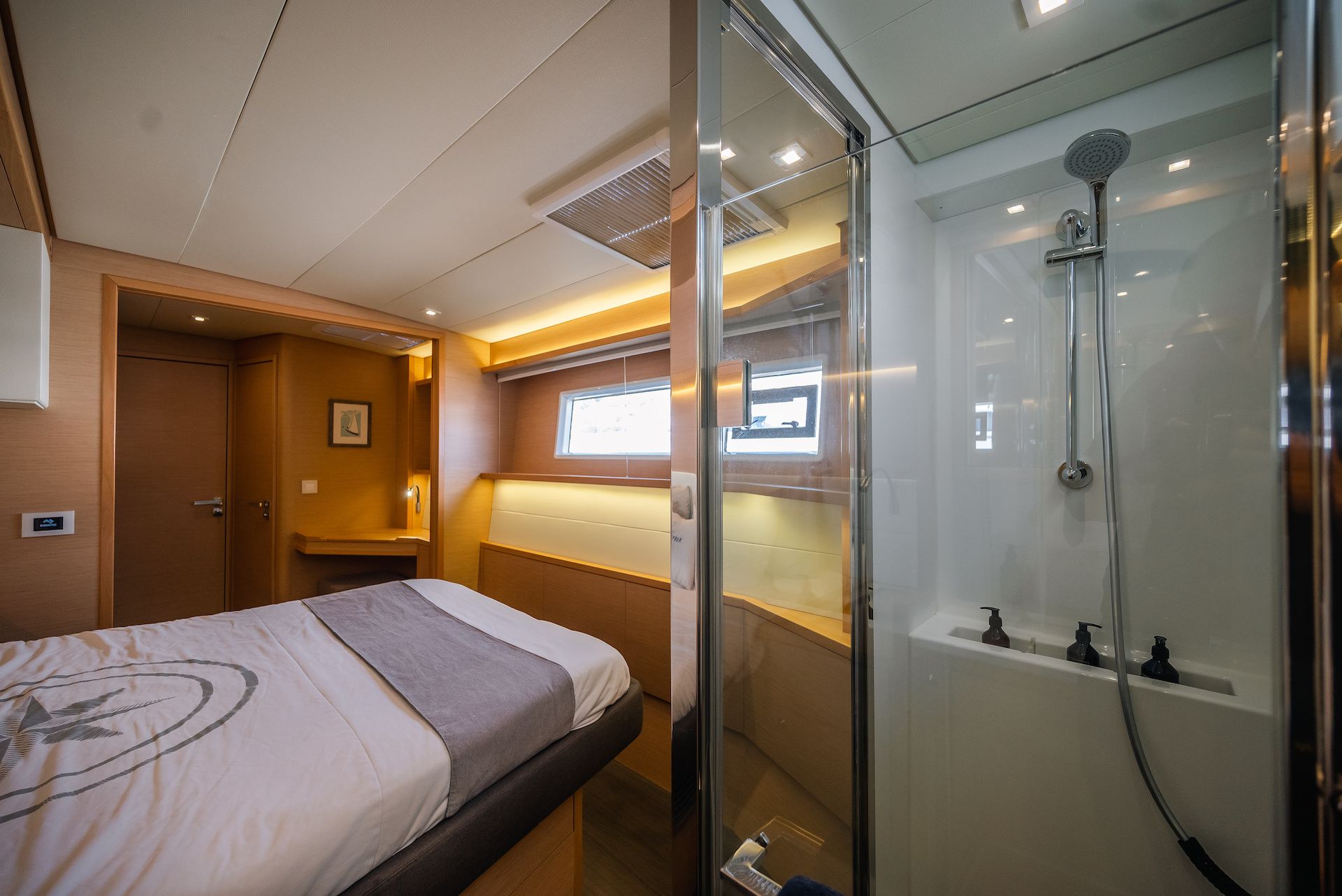 Lagoon 52 F | Triton