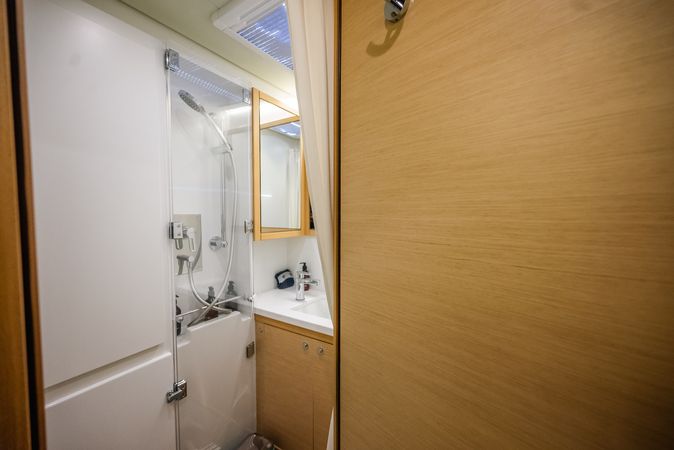 Lagoon 52 F | Triton