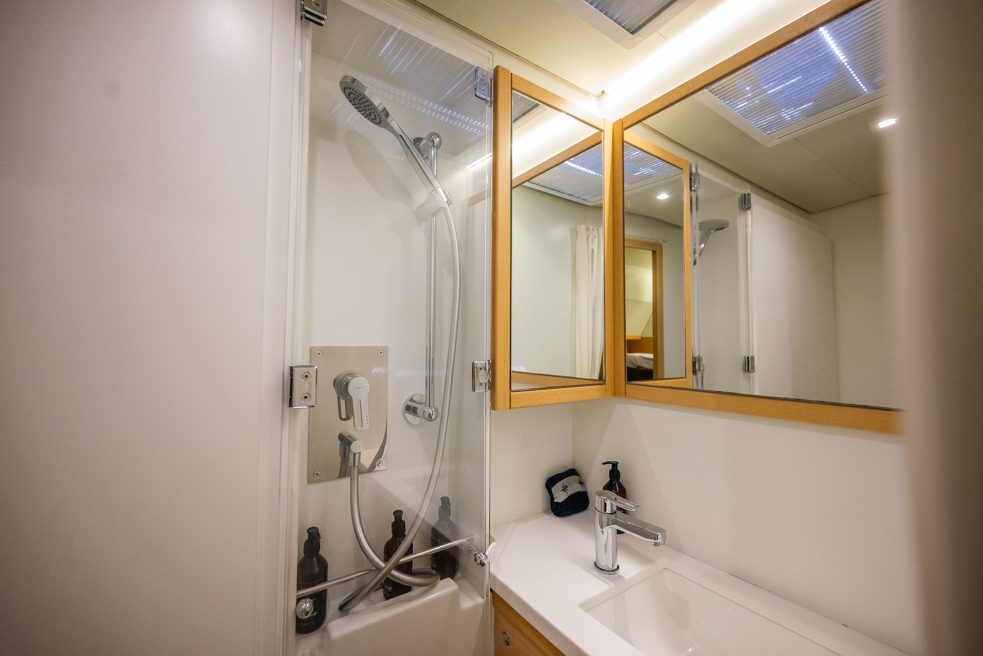 Lagoon 52 F | Triton