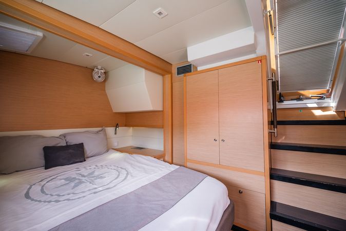 Lagoon 52 F | Triton