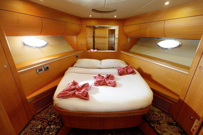 Numarine 55 | Veronika