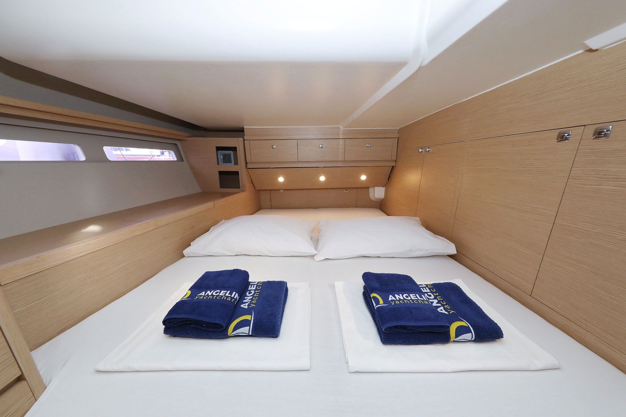 Dufour 56 | Moonlight