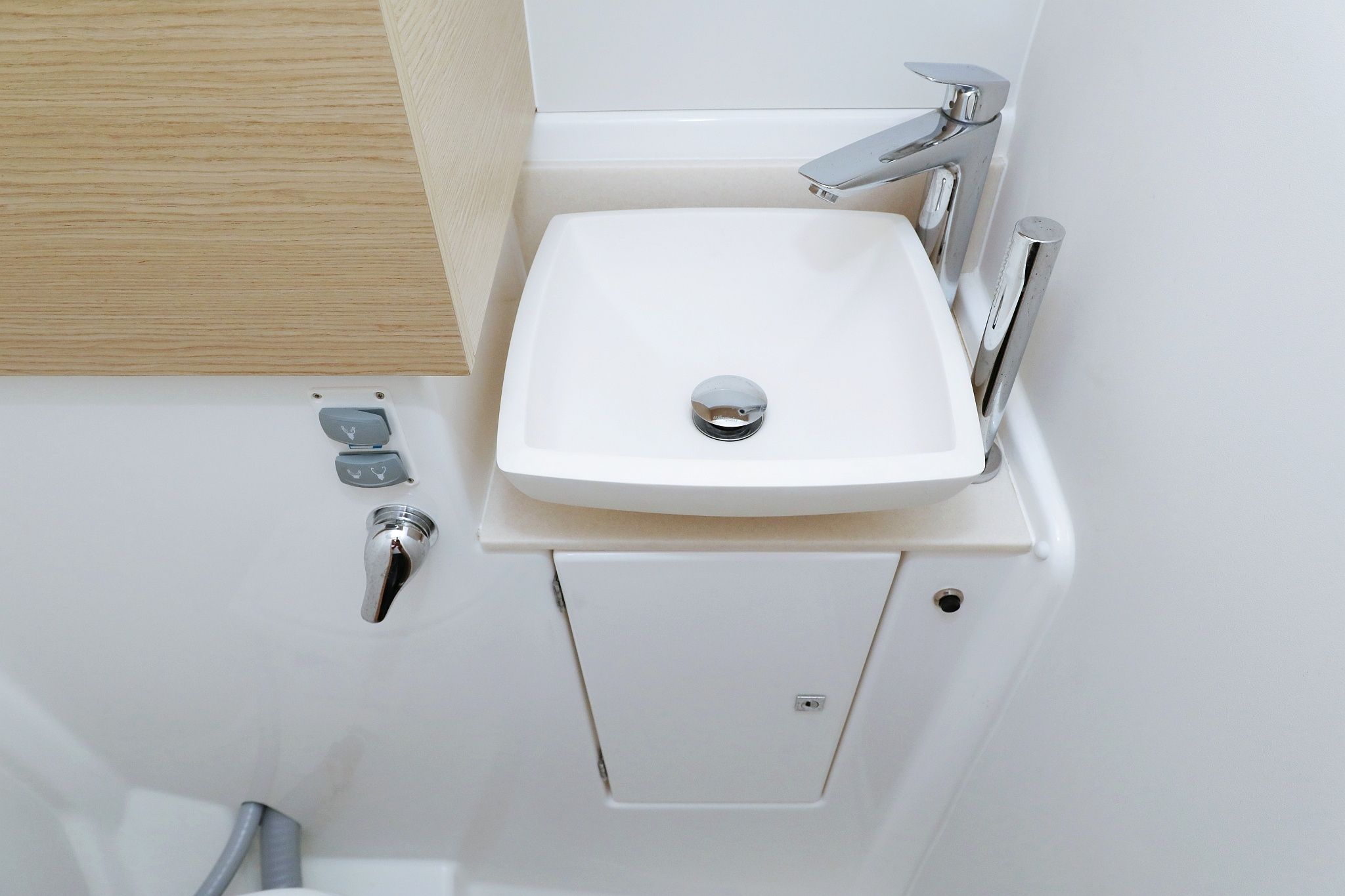 Dufour 56 | Moonlight