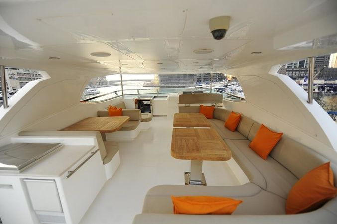 Gulf Craft Majesty 101 | Infinity 7
