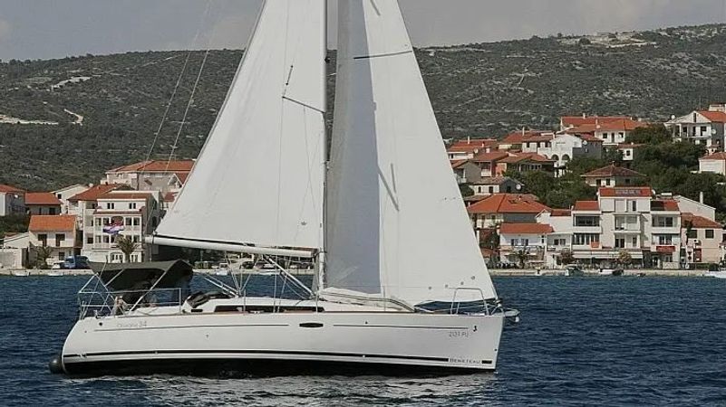 Beneteau Oceanis 34 | Nikoleta