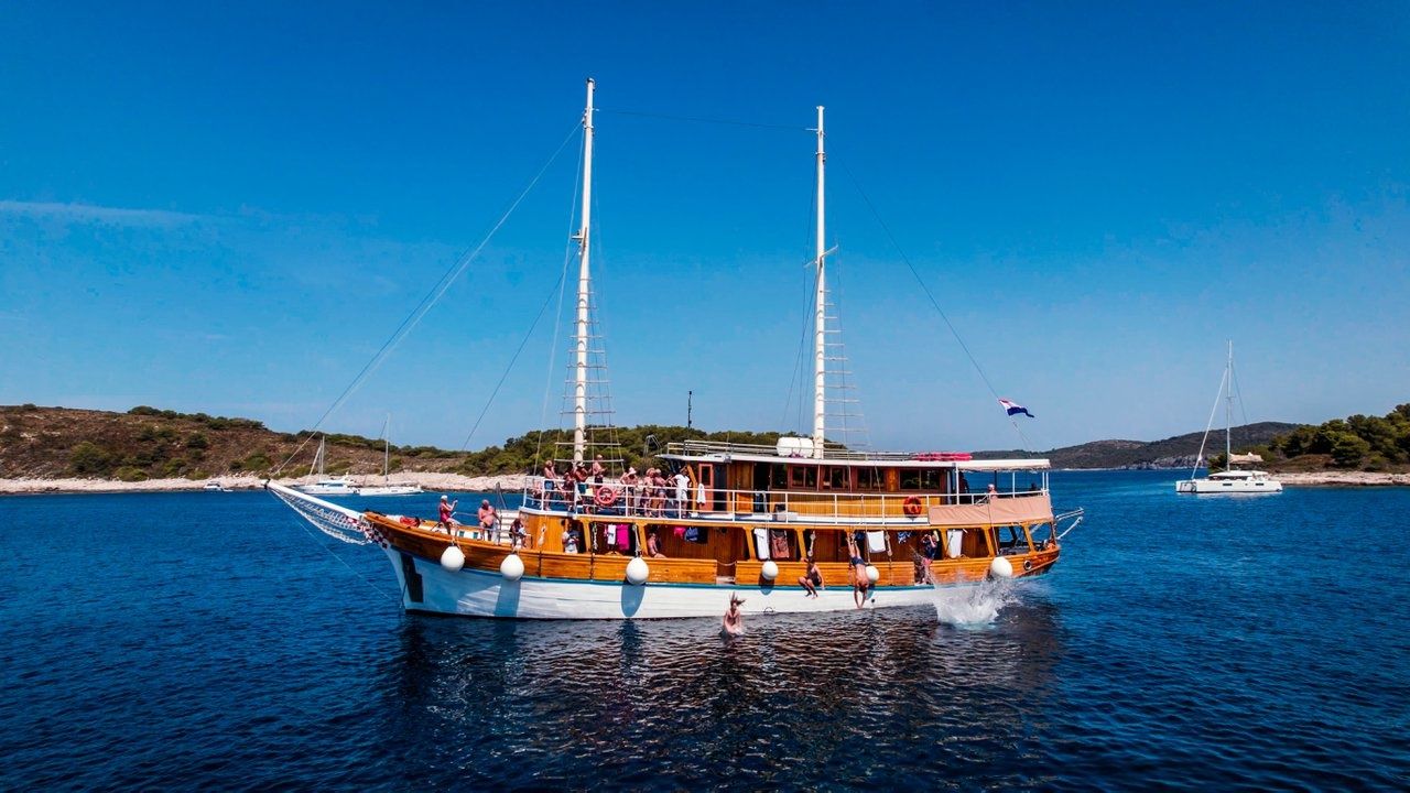 Custom Built 90 | Novi Dan