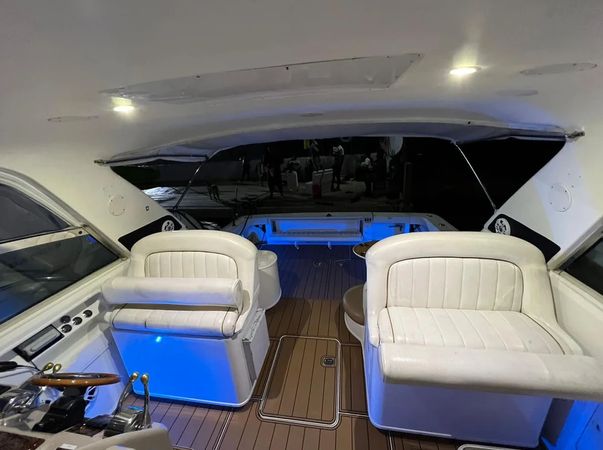 Sea Ray 370 | Rocket Ship