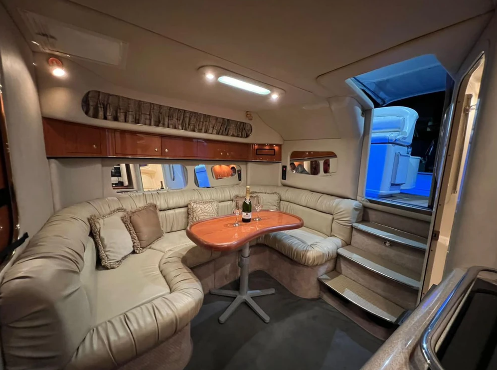 Sea Ray 370 | Rocket Ship