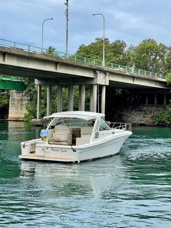 Sea Ray 370 | Rocket Ship