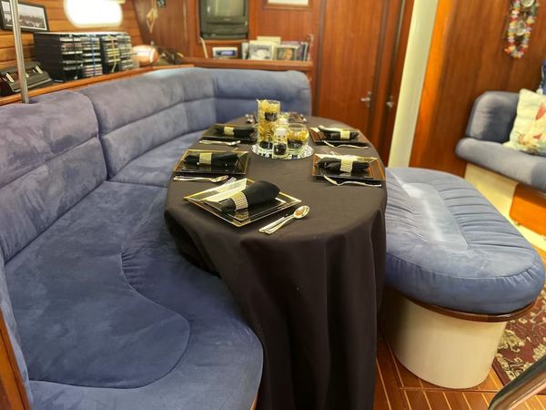 Hunter Passage 42 | DreamCatcher