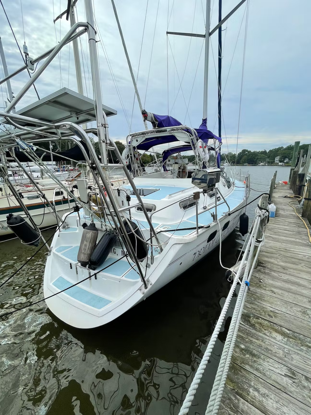 Hunter Passage 42 | DreamCatcher