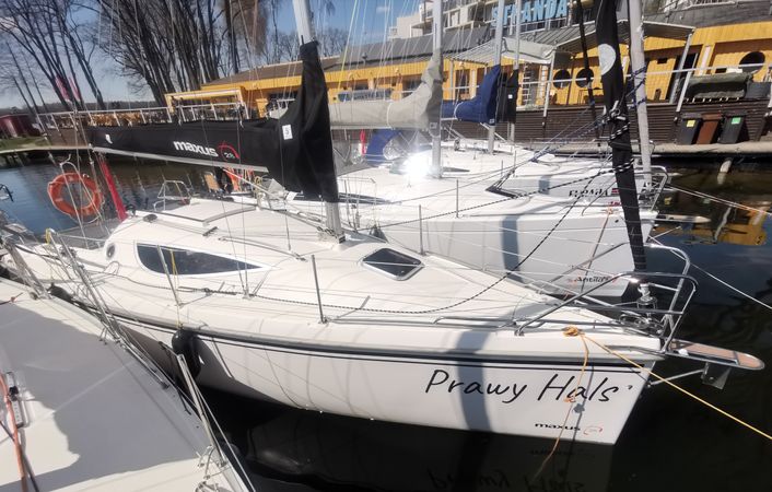 Northman Maxus 28 | Prawy Hals