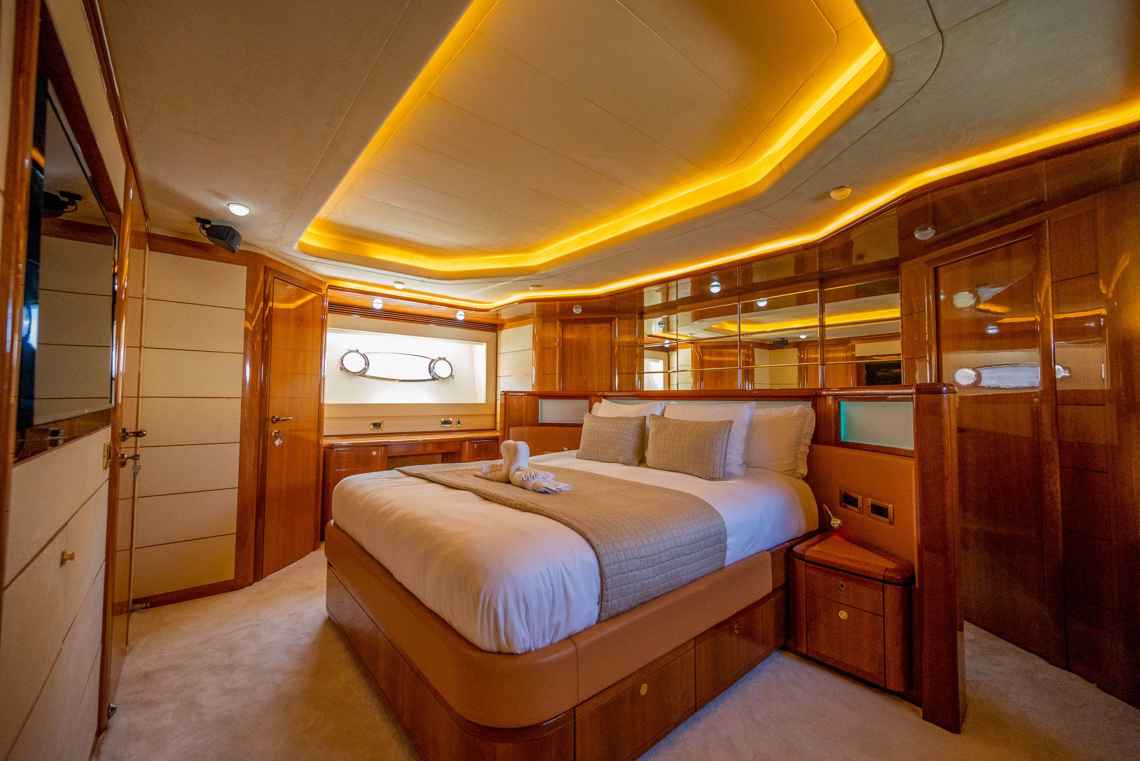Ferretti 880 | Principessa