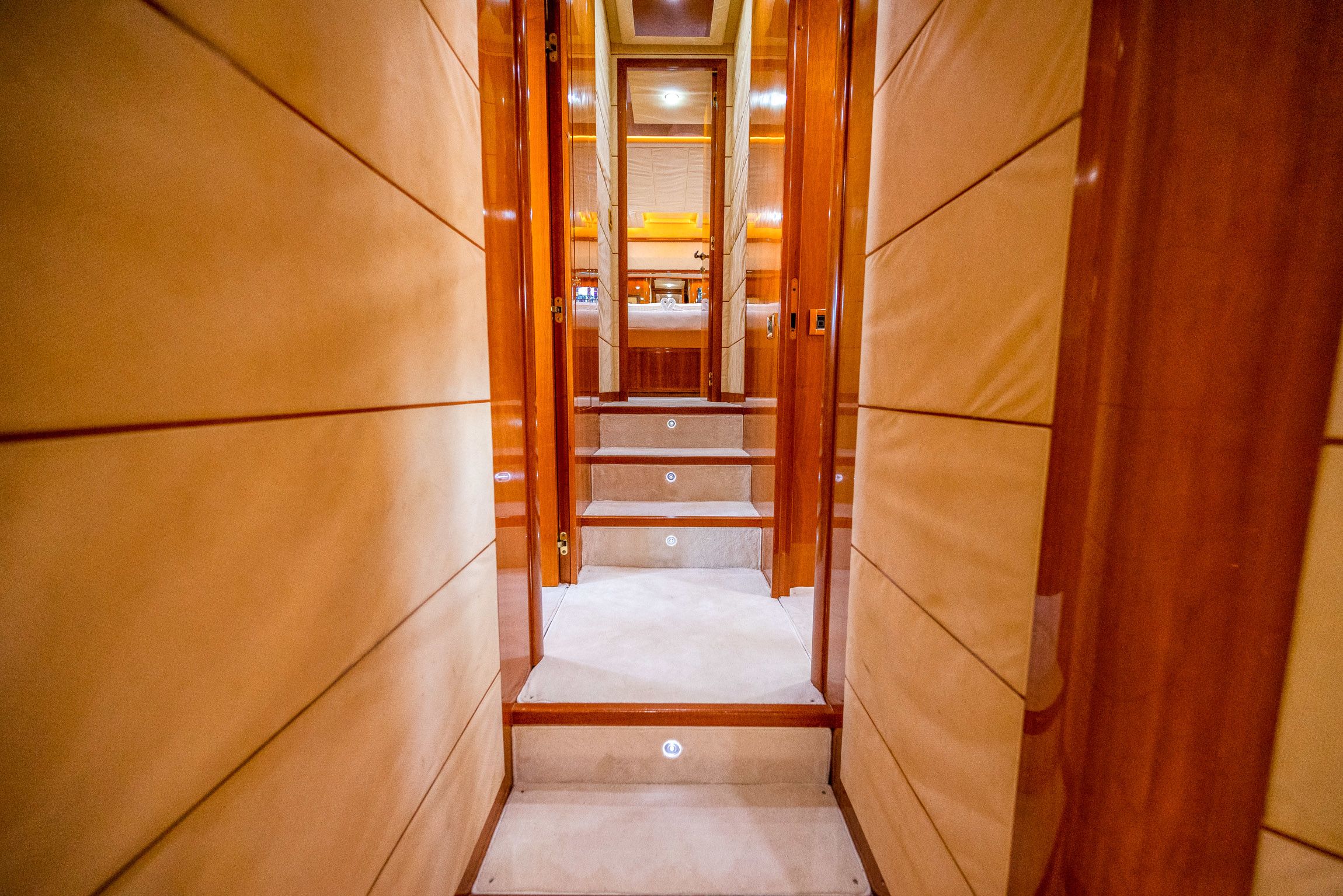 Ferretti 880 | Principessa