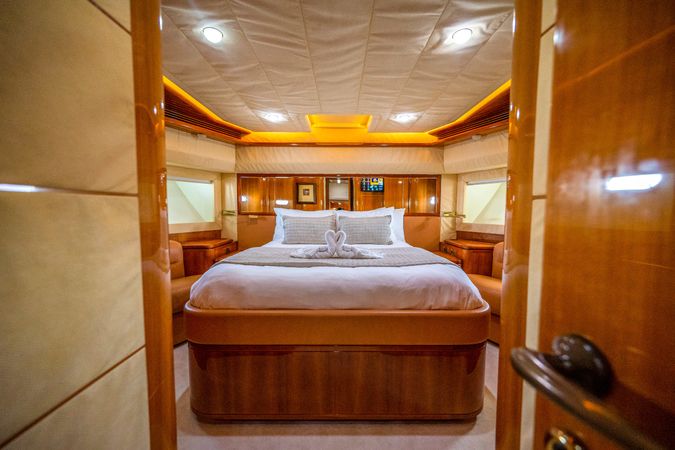 Ferretti 880 | Principessa
