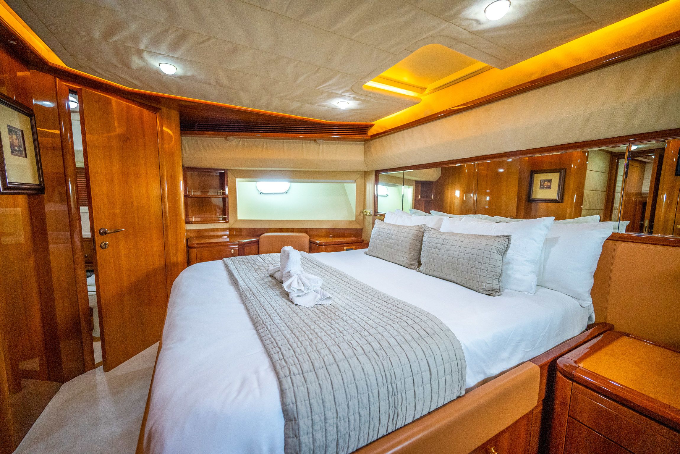 Ferretti 880 | Principessa