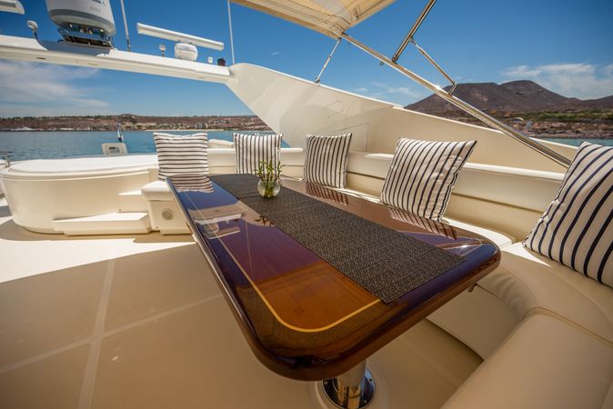 Ferretti 880 | Principessa