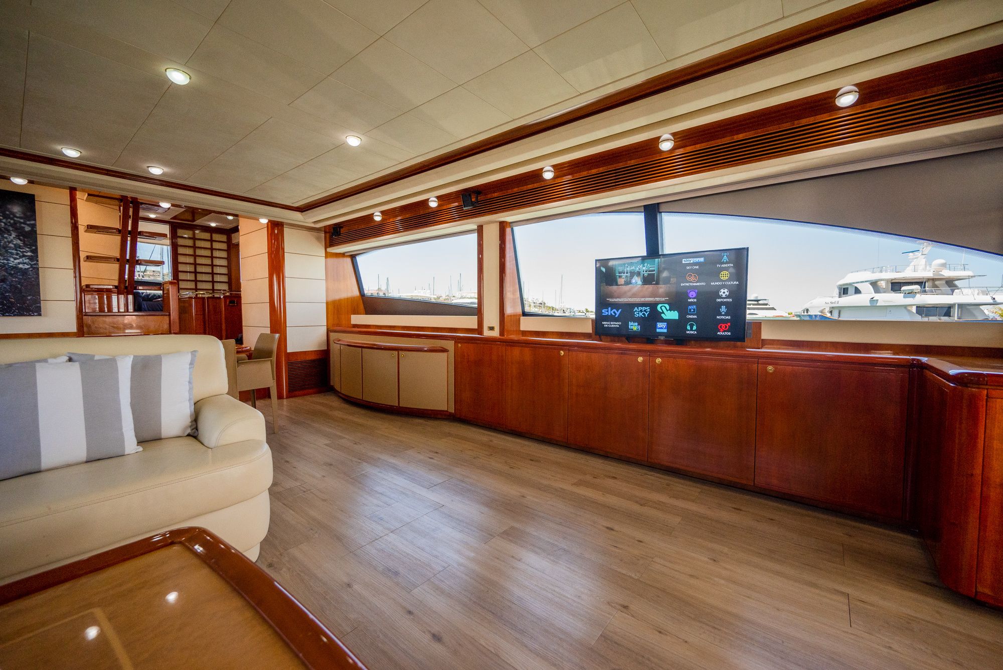 Ferretti 880 | Principessa