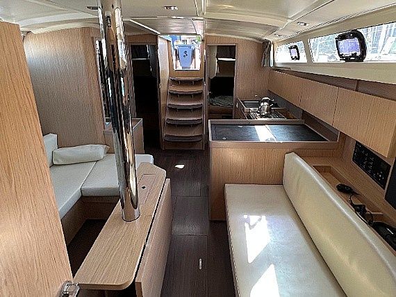 Beneteau Oceanis 41.1 | Tikal 2