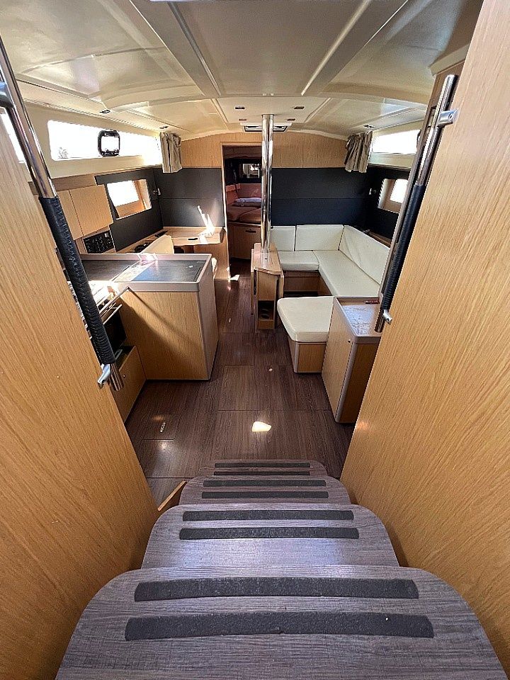 Beneteau Oceanis 41.1 | Tikal 2