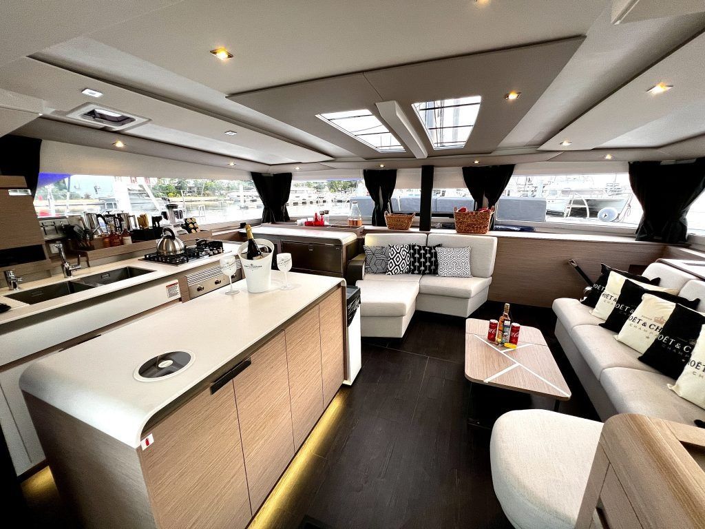 Fountaine Pajot Aura 51 | Vienna