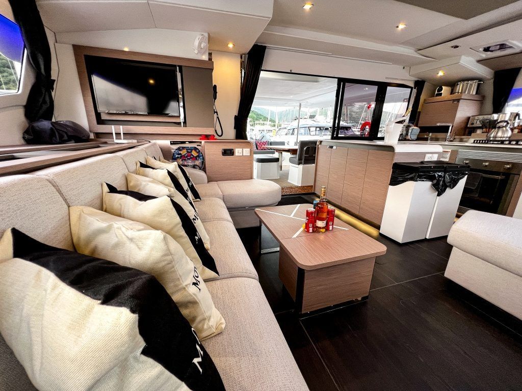 Fountaine Pajot Aura 51 | Vienna