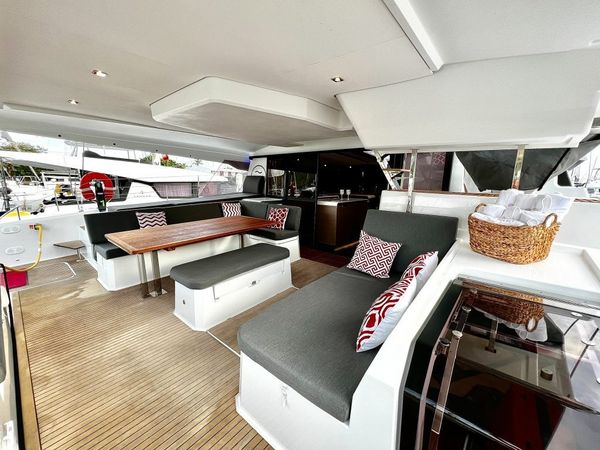 Fountaine Pajot Aura 51 | Vienna